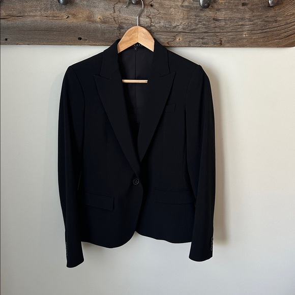 Theory Classic Black Blazer - Picture 3 of 5
